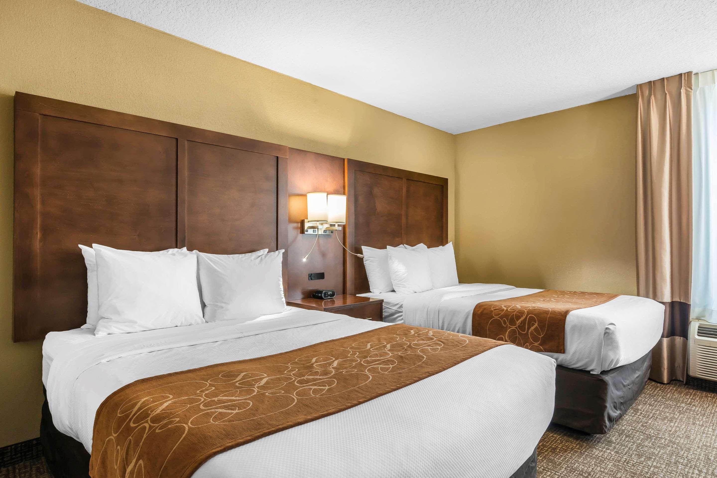 Comfort Suites Baymeadows Near Butler Blvd Джаксънвил Екстериор снимка