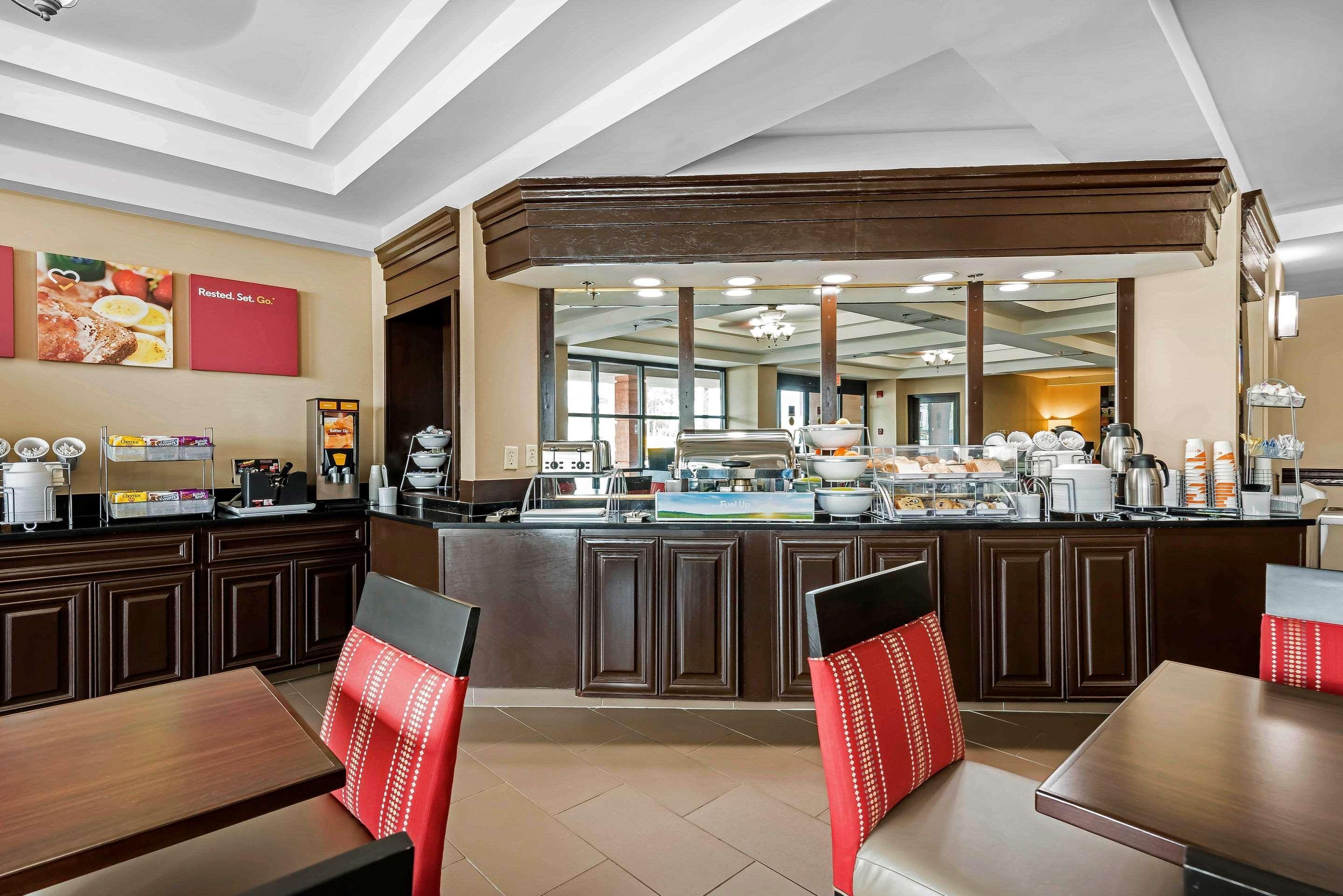Comfort Suites Baymeadows Near Butler Blvd Джаксънвил Екстериор снимка