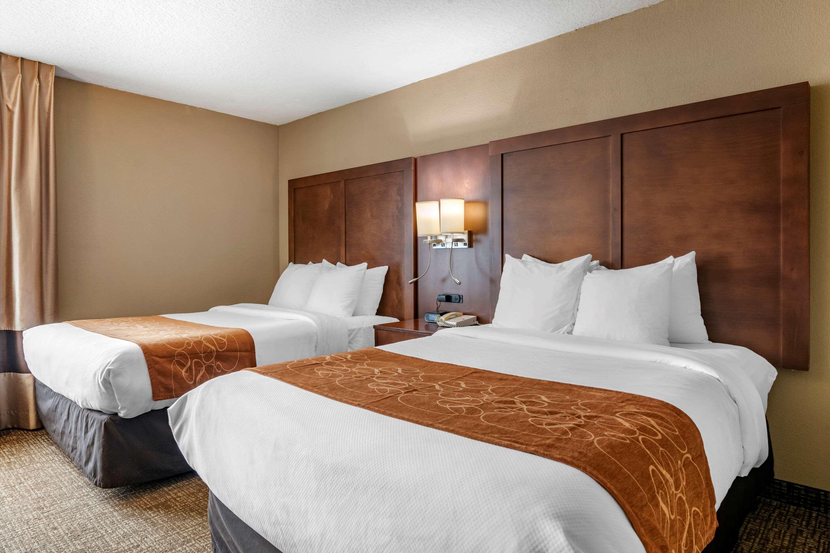Comfort Suites Baymeadows Near Butler Blvd Джаксънвил Екстериор снимка