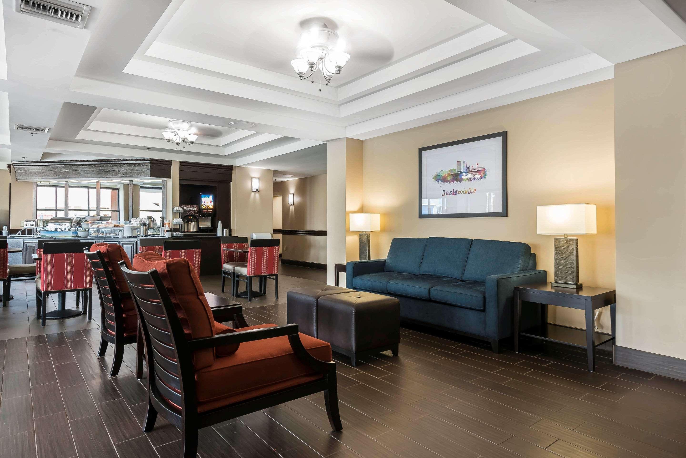 Comfort Suites Baymeadows Near Butler Blvd Джаксънвил Екстериор снимка